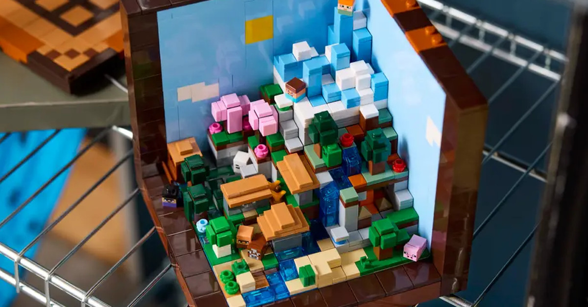 lego-debuts-its-first-minecraft-set-for-adults